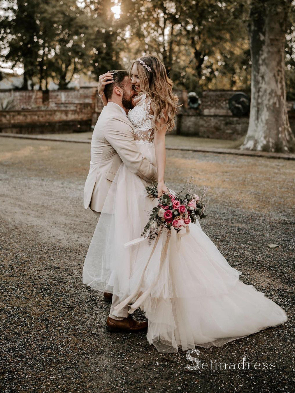 A-line Scoop Sleeveless See Through Rustic Wedding Dresses Beach Brida SELINADRESS A-line Scoop Sleeveless See Through Rustic Wedding Dresses Beach Brida SELINADRESS