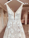 A-line V neck Rustic Ivory Lace Wedding Dresses Embroidery Bridal Gowns MSL2813|Selinadress
