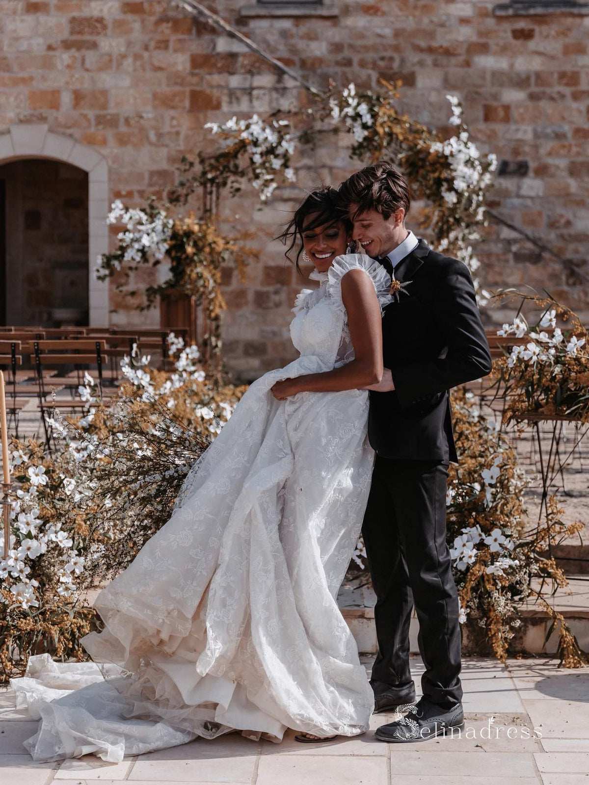 Chic A-line High neck Lace Wedding Dresses Rustic Vintage Wedding Gown SELINADRESS Chic A-line High neck Lace Wedding Dresses Rustic Vintage Wedding Gown SELINADRESS