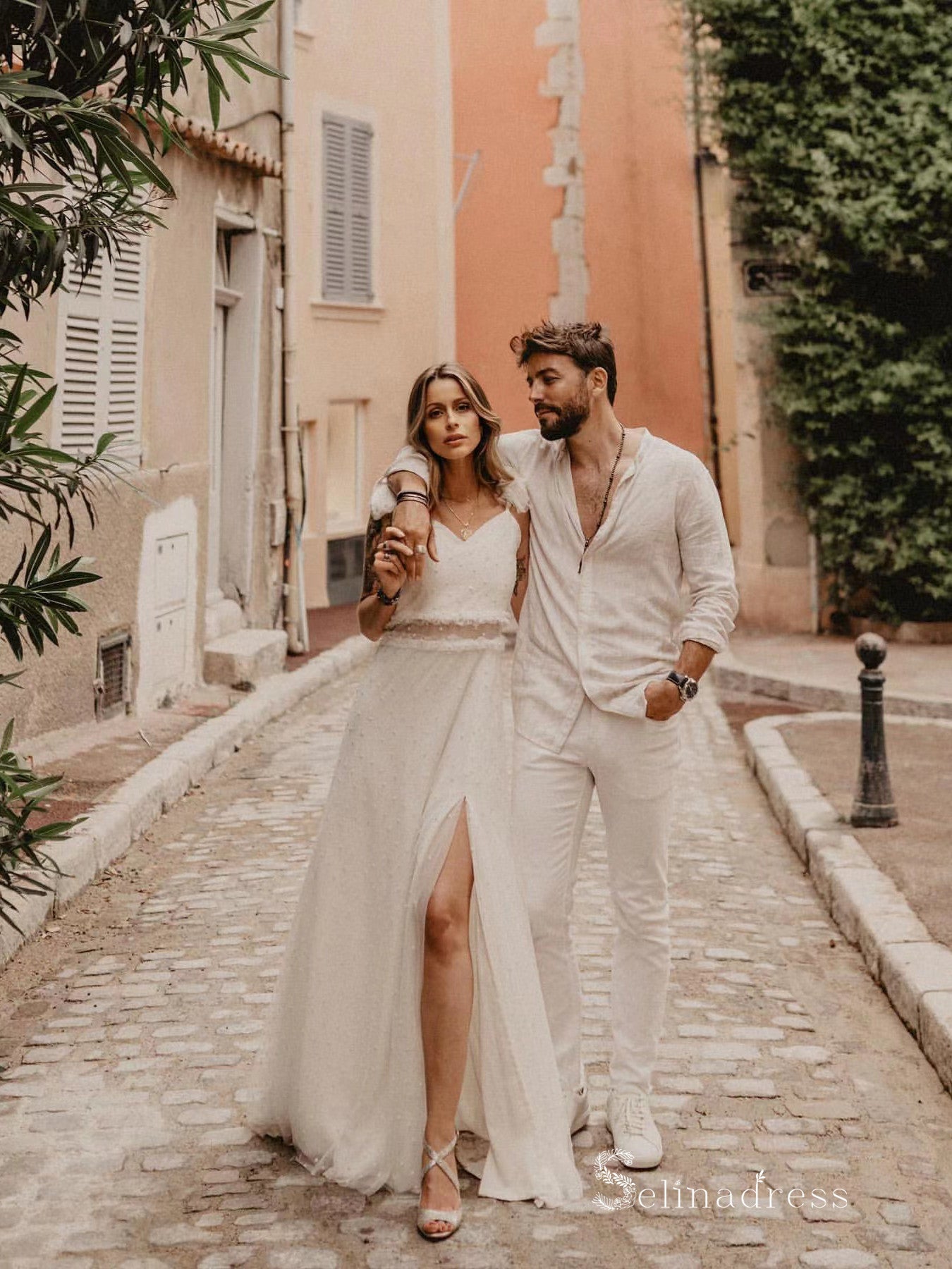 Chic A-line Straps Beaded Modest Cheap Wedding Dress Bridal Gowns HKL0130 Chic A-line Straps Beaded Modest Cheap Wedding Dress Bridal Gowns HKL0130