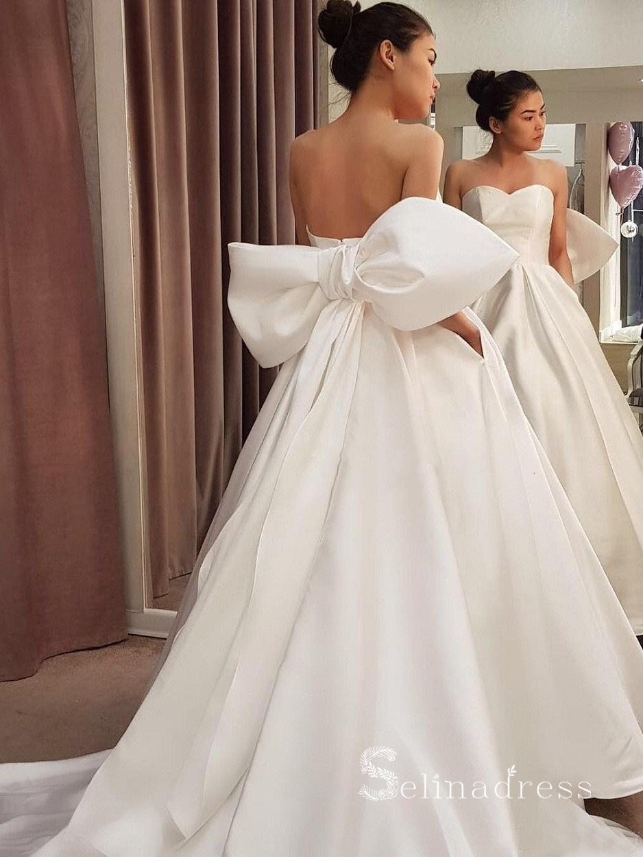 Sleeveless A-line Wedding Dress With Open Back And Bow