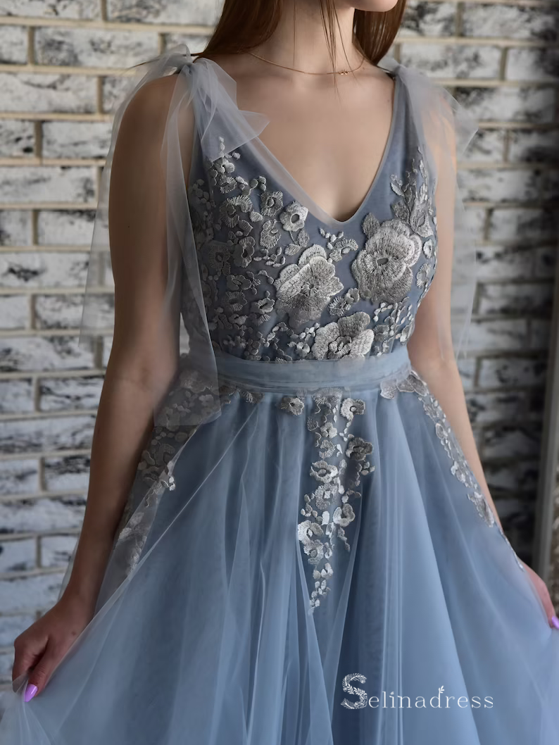 Chic A-line V neck Blue Long Prom Dress Embroidery Lace Long Evening Gowns MLH0469 Chic A-line V neck Blue Long Prom Dress Embroidery Lace Long Evening Gowns MLH0469