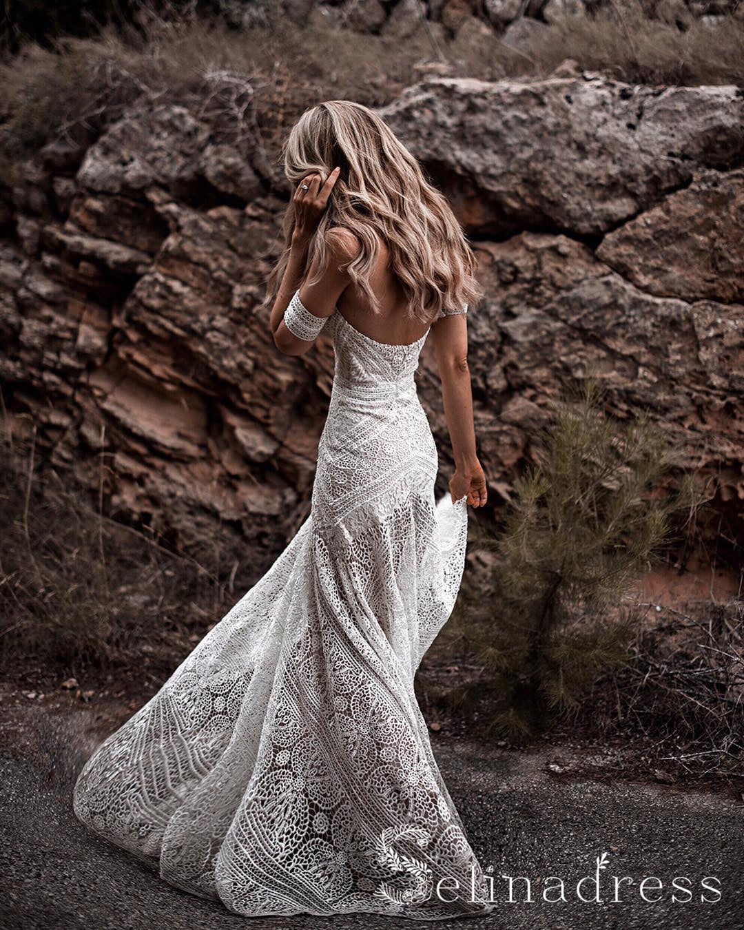 Mermaid Off-the-shoulder Ivory Lace Beach Wedding Dress Rustic Boho Bride Gowns SEW003|Selinadress SELINADRESS Mermaid Off-the-shoulder Ivory Lace Beach Wedding Dress Rustic Boho Bride Gowns SEW003|Selinadress SELINADRESS