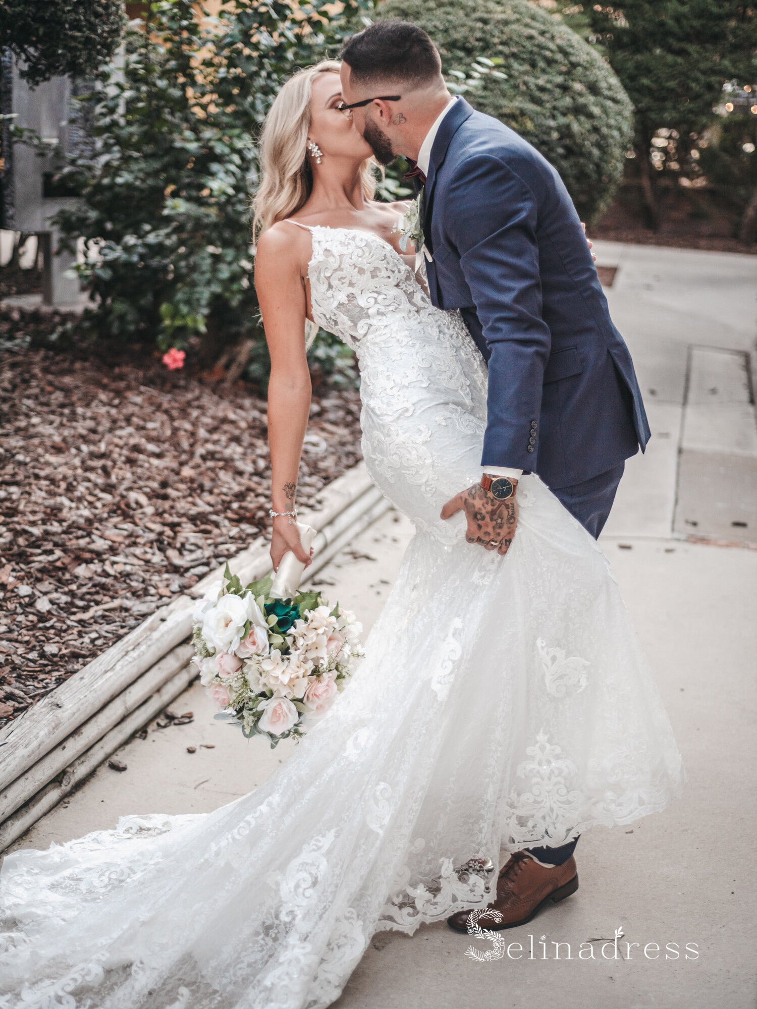 Mermaid Spaghetti Straps Boho Lace Wedding Dresses Rustic Wedding Gown SELINADRESS Mermaid Spaghetti Straps Boho Lace Wedding Dresses Rustic Wedding Gown SELINADRESS