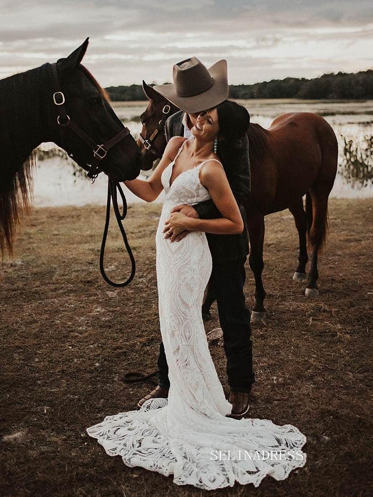 Long Sleeve Lace Wedding Dresses Country Western Style Mermaid Spaghetti Straps Country Wedding Dress Rustic Boho Lace Weddin SELINADRESS Long Sleeve Lace Wedding Dresses Country Western Style Mermaid Spaghetti Straps Country Wedding Dress Rustic Boho Lace Weddin SELINADRESS
