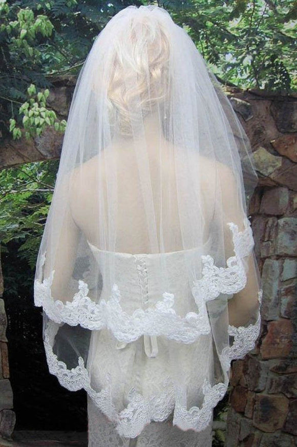 Elegant  2T Tulle Lace With Applique Wedding Veils V06